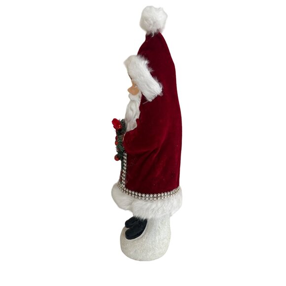 Vintage Santa Claus Figurine Holding Wreath Christmas Decor - Picture 4 of 8